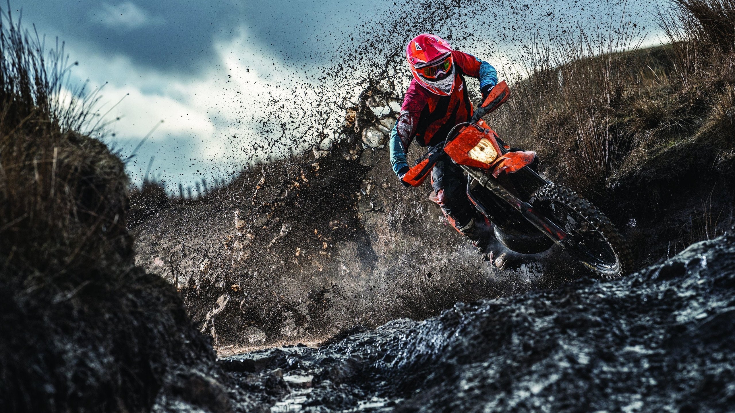 爱游戏体育app-乔·波尔曼的突破性进攻和精准传球，帮助袋鼠队屡屡打破防线，乔丁·波尔特